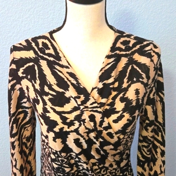 MAX MARA Long Sleeve Animal Print Blouse Shirt Top Sz Large Abstract Wrap - Picture 2 of 13